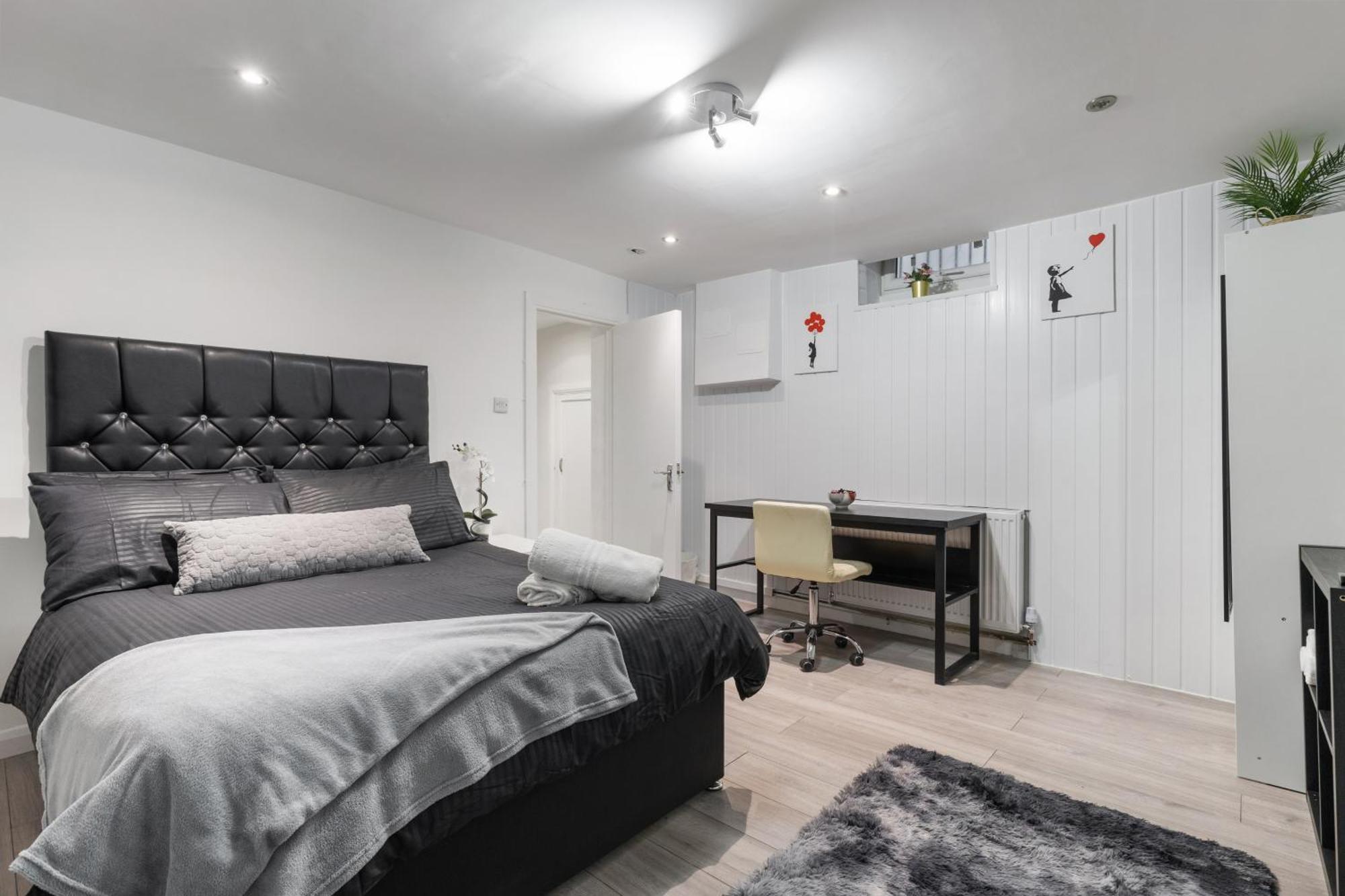 Chic Urban Retreat, Tower Bridge *